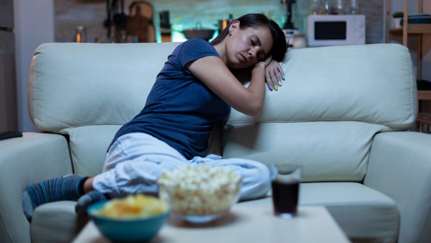 Can’t stay awake through your favourite movie? Here’s why you shouldn’t ignore it Can’t stay awake through your favourite movie? Here’s why you shouldn’t ignore it