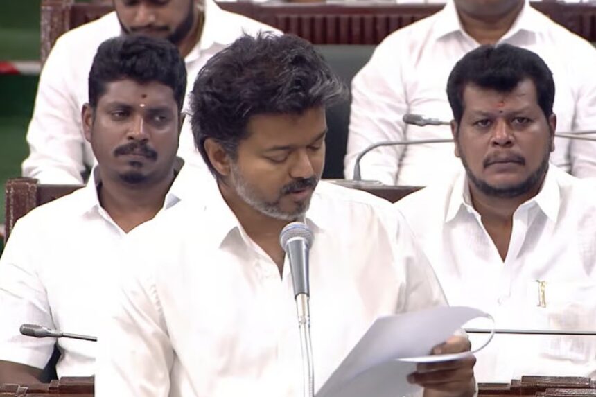 தொகுதி மறுவரையறை எதிர்ப்பு: விஜய்யின் தனித்தீர்மானத்தில் இருக்குற  3 விஷயத்த கவனிச்சீங்களா?