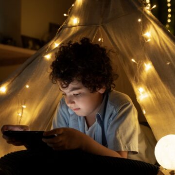 How sleeping with lights on — even if they’re dim — may affect your sleep quality