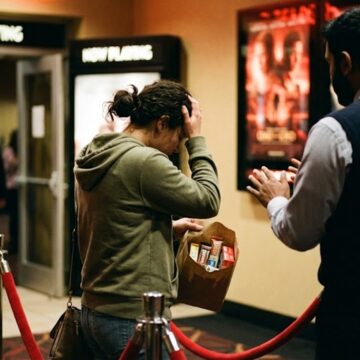 Hypoglycemia in diabetes: Why emergency kits are vital, even at cinemas Hypoglycemia in diabetes: Why emergency kits are vital, even at cinemas