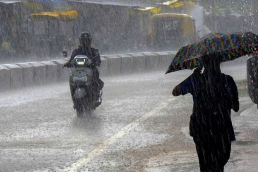 TN Weather: தமிழகத்தில் கொட்டி தீர்க்கப்போகும் கனமழை. TN Weather: தமிழகத்தில் கொட்டி தீர்க்கப்போகும் கனமழை.. வானிலை மையம் எச்சரிக்கை!