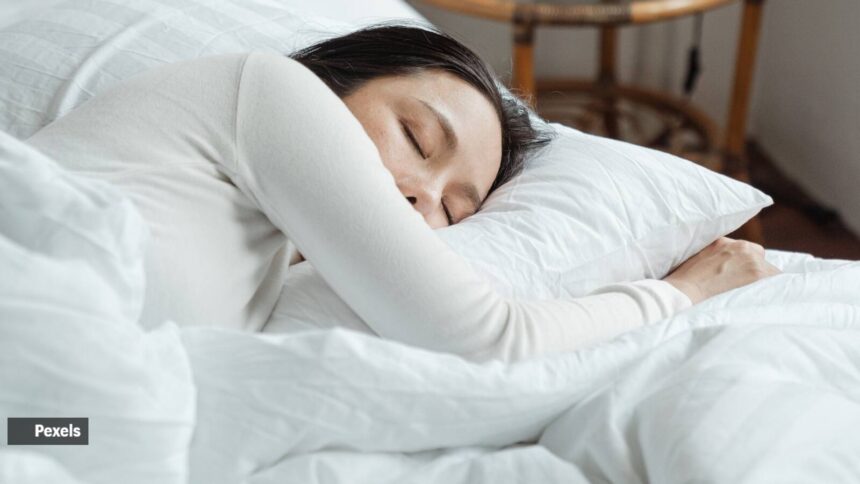 Biohacker shares solution to help you fall back asleep after waking up at night: ‘Blood sugar crash’