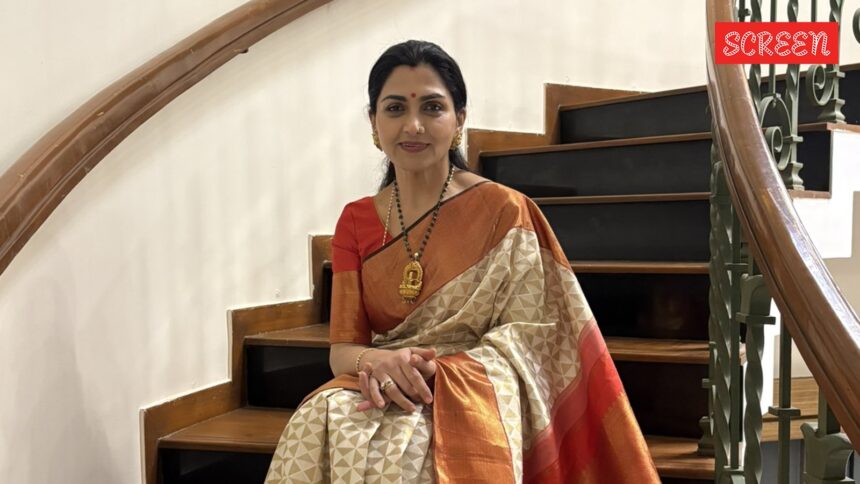 Born in a Mumbai slum, this actor ruled Tamil film industry, had temples and sarees named after her Born in a Mumbai slum, this actor ruled Tamil film industry, had temples and sarees named after her
