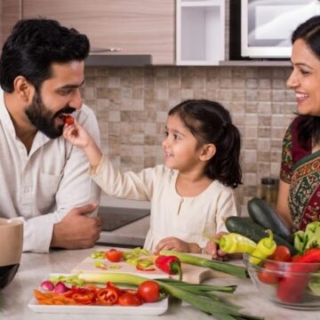 Fruit at night, hot food in plastic, post-meal chai: Doctor weighs in on 3 common health rules Fruit at night, hot food in plastic, post-meal chai: Doctor weighs in on 3 common health rules
