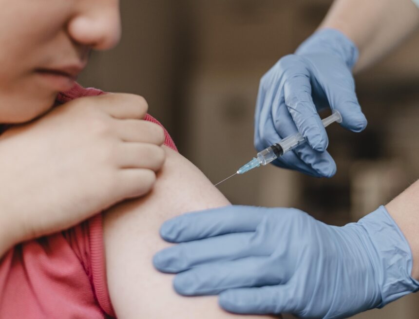Pakistan records surge in HIV cases among children; expert shares warning signs